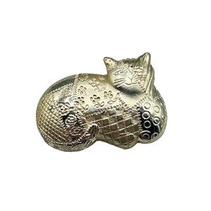 Vintage Cat Pin Brooch Puffy Kitten Quilt Big Fat Kitty Cat Gold Tone Signed AJC